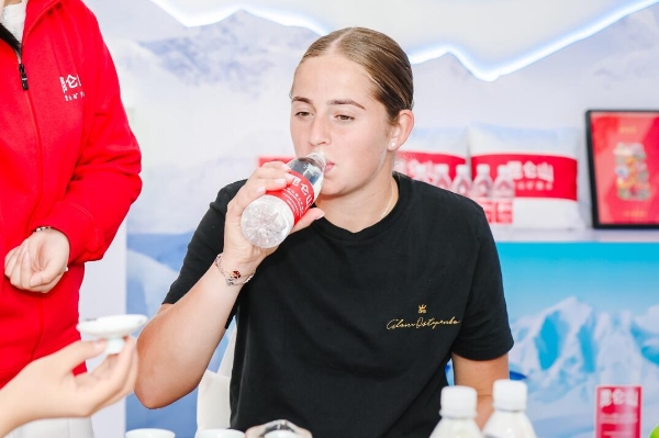 励着无数热 励着无数热