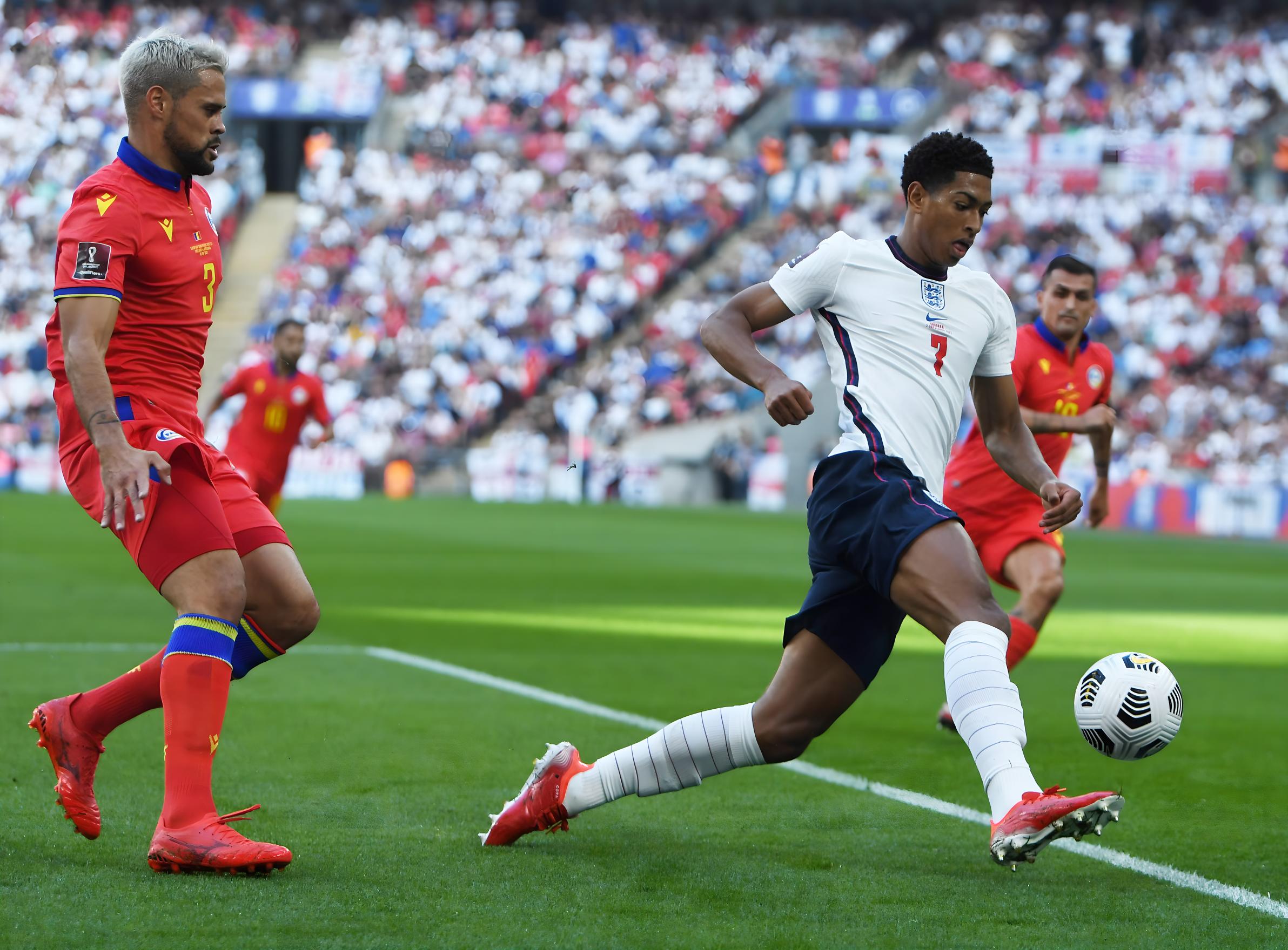 她都能将球 她都能将球