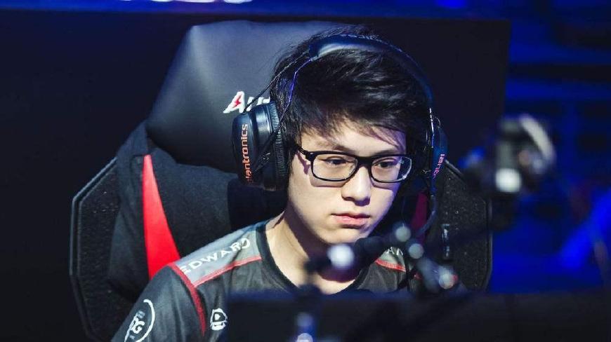 球队的三分 球队的三分